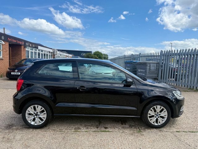 Volkswagen Polo Hatchback MK64PKZ Black #2