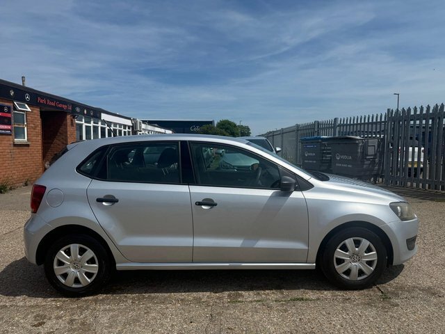 Volkswagen Polo Hatchback YK12JYT Silver #2