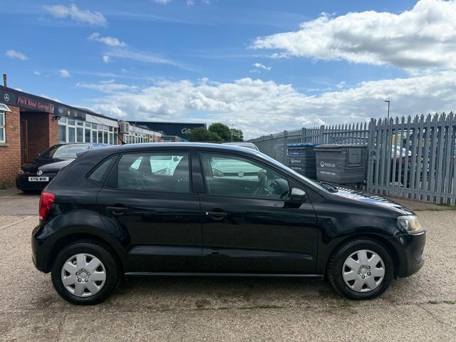 Volkswagen Polo Hatchback FY12VJK Black #2