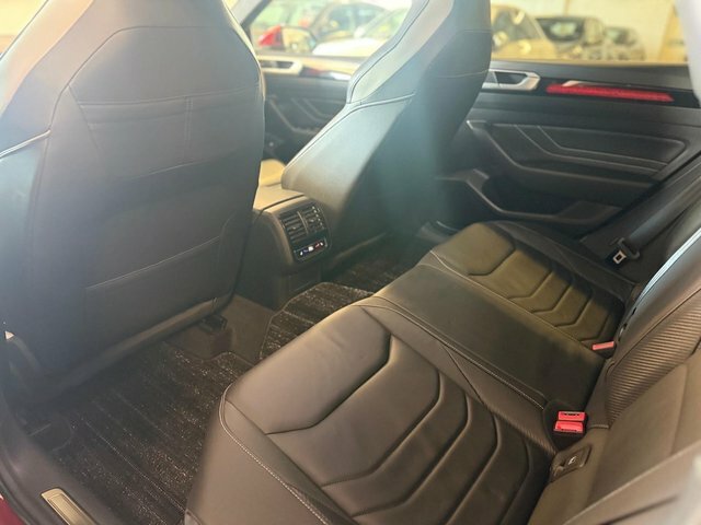 Volkswagen Arteon Hatchback Black #40