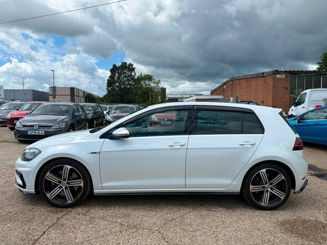 Volkswagen Golf Hatchback KX68HTT #6