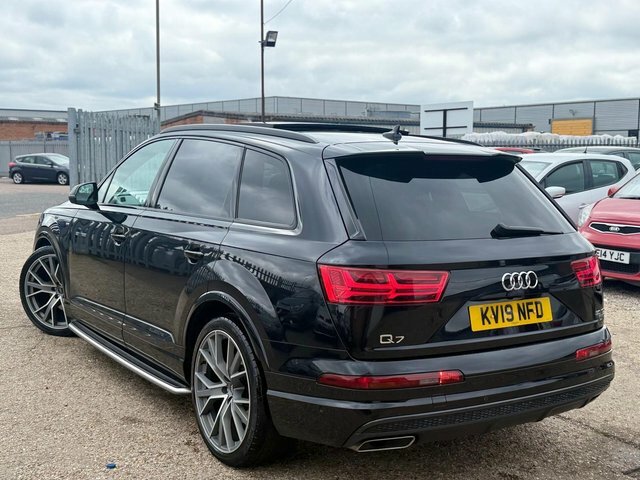 Audi Q7 Suv Black #4