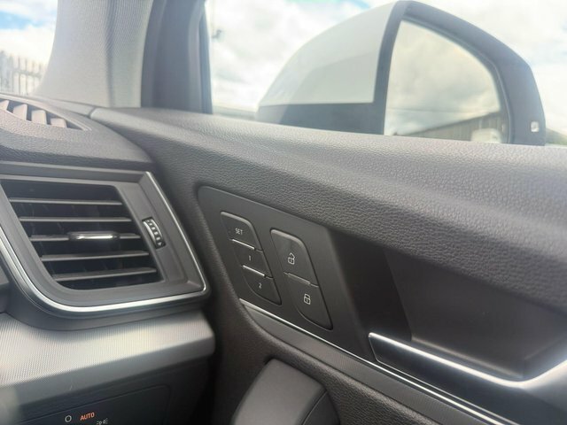 Audi Q5 2.0 Tdi Quattro S Line 188 Bhp Grey #25