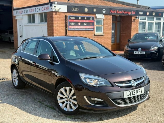 Vauxhall Astra Hatchback Brown
