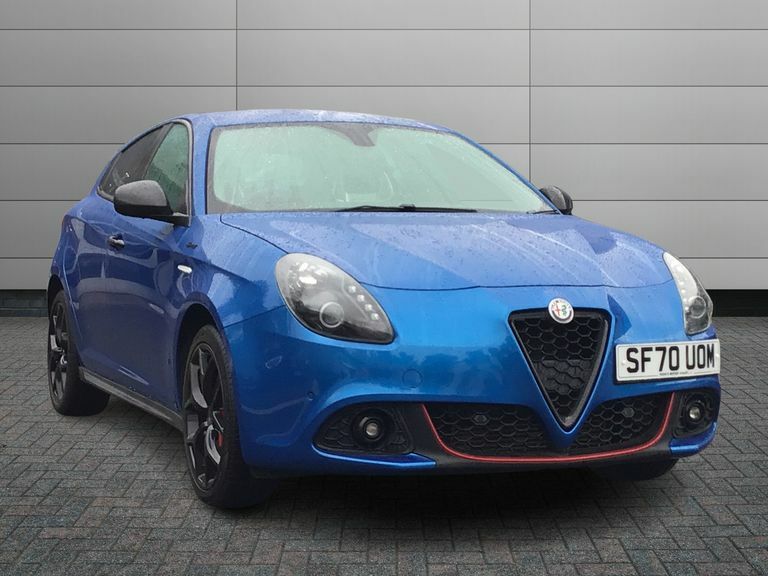 Alfa Romeo Giulietta Hatchback White #1
