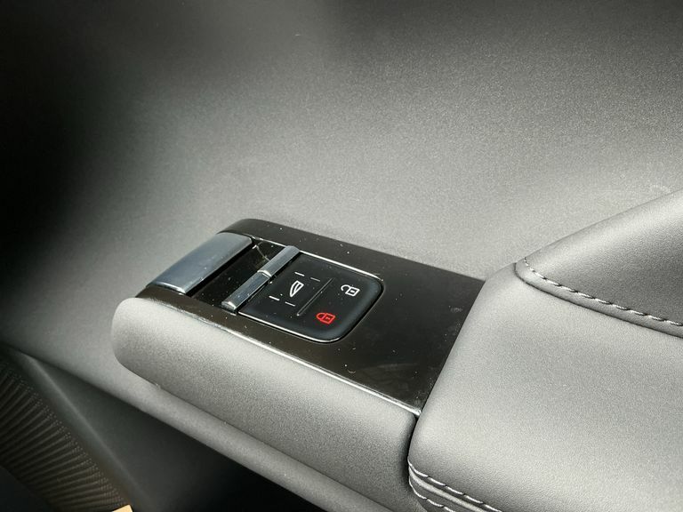 Volvo ES90 Plus, Single Motor Extended Range, Black #29