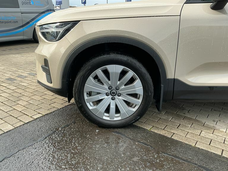 Volvo EX40 185Kw Extended Range Plus 78Kwh Black #38
