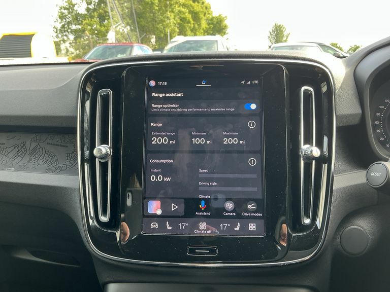 Volvo EX40 185Kw Extended Range Plus 78Kwh Black #16