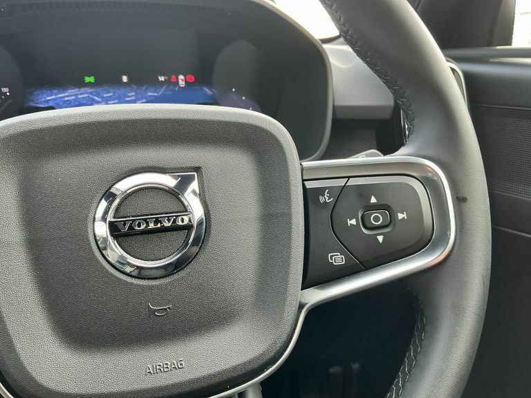 Volvo EX40 185Kw Extended Range Plus 78Kwh Black #15