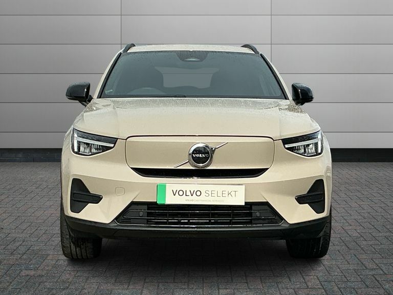 Volvo EX40 185Kw Extended Range Plus 78Kwh Black #7