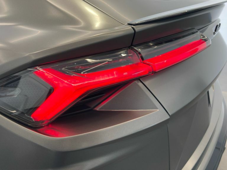 Lamborghini Urus S #22