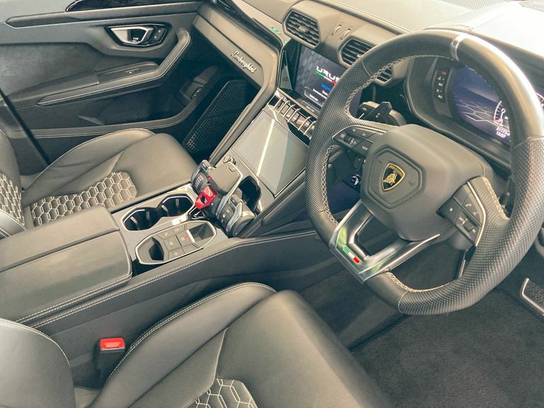 Lamborghini Urus S #13