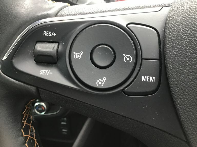 Vauxhall Crossland X  Blue #13