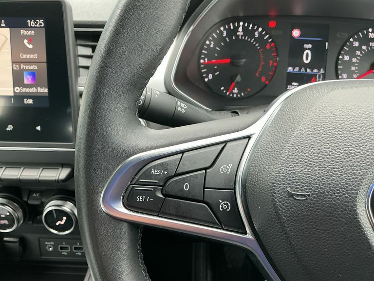 Renault Captur Gt Line Tce Black #14