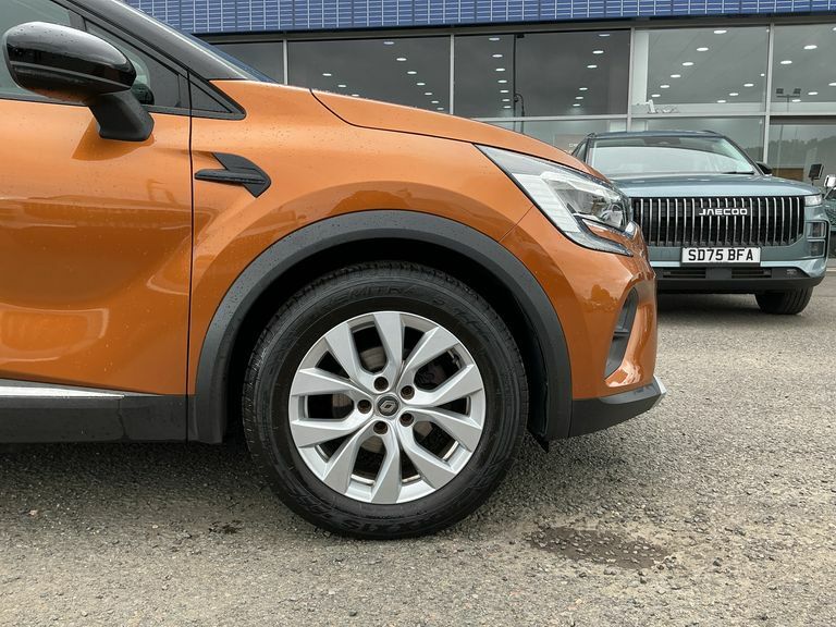 Renault Captur Gt Line Tce Black #4