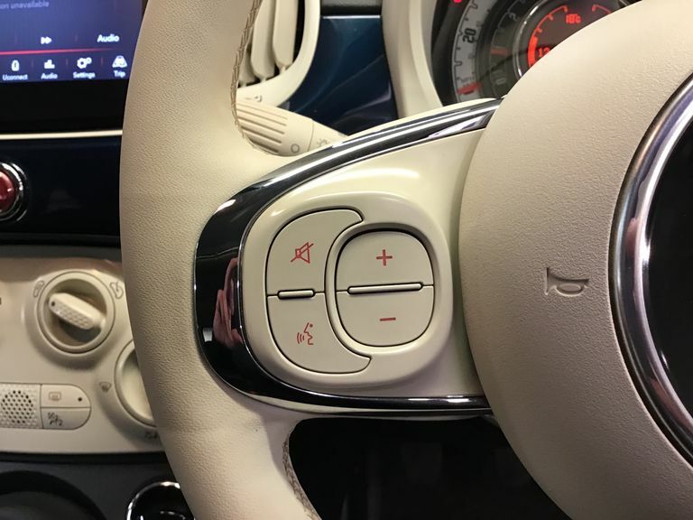 Fiat 500 Hatchback Red #19