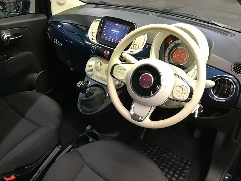 Fiat 500 Hatchback Red #12