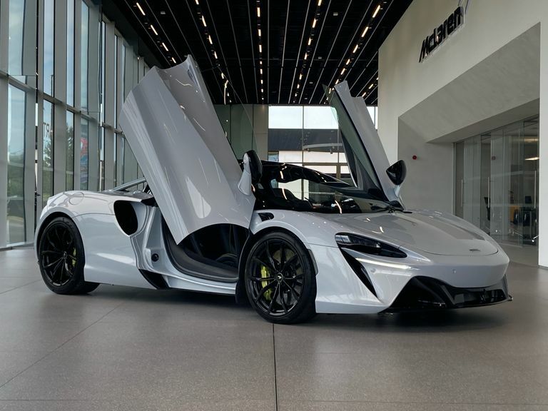 McLaren Artura V6 Phev Dct Yellow #23
