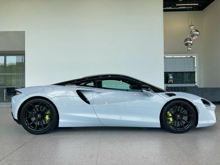McLaren Artura V6 Phev Dct Yellow #30