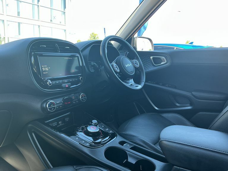 Kia Soul Maxx Black #3