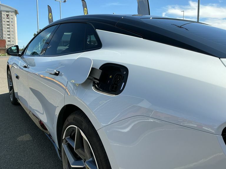Lotus Emeya 600 102Kwh Sport Se LF26XRB Grey #24