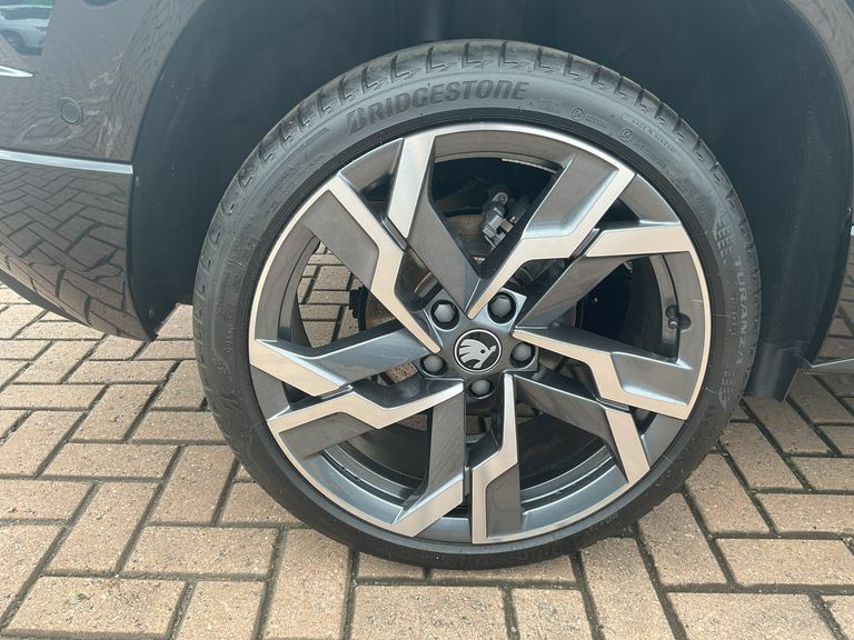 Skoda Karoq 1.5 Tsi Se L Edition Dsg Grey #5
