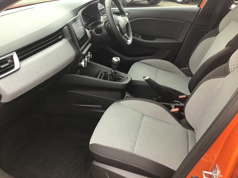 Renault Clio 1.5 Dci Play Hatchback Euro 6 S Silver #16