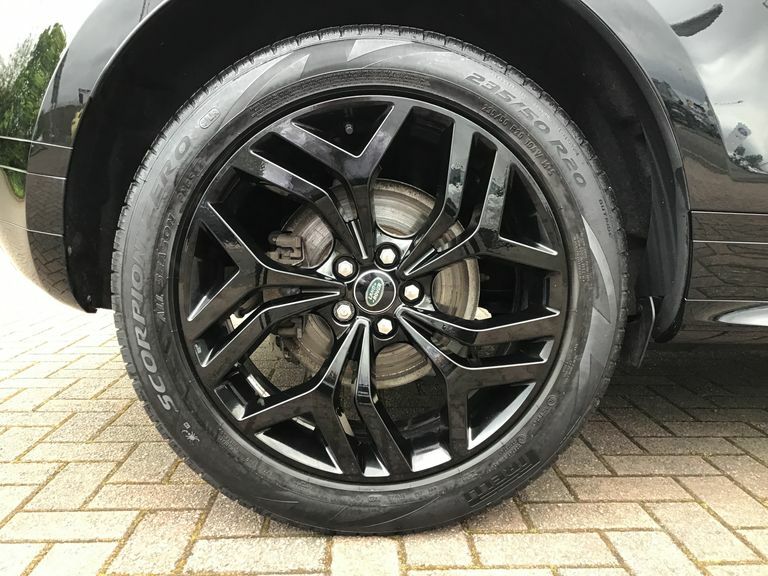 Land Rover Range Rover Evoque 2.0 D200 Mhev R Dynamic Se Suv 4Wd Black #4