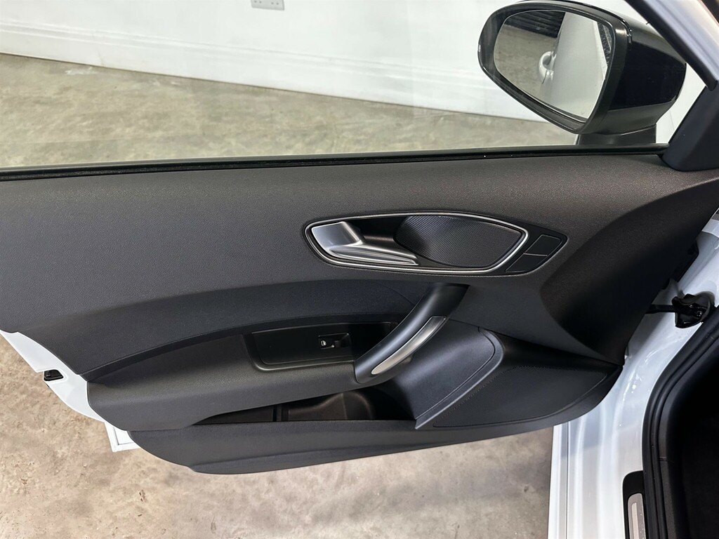 Audi A1 1.2 Tfsi Se Red #11