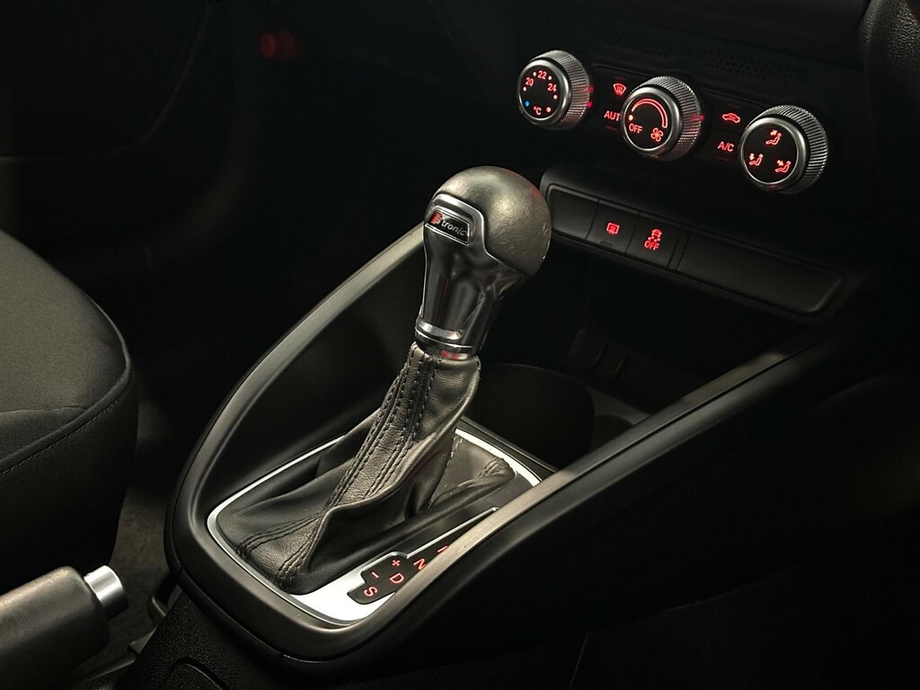 Audi A1 1.2 Tfsi Se Red #27