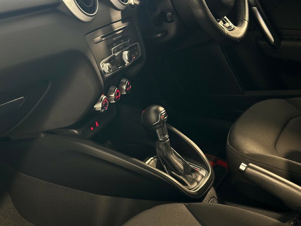 Audi A1 1.2 Tfsi Se Red #26
