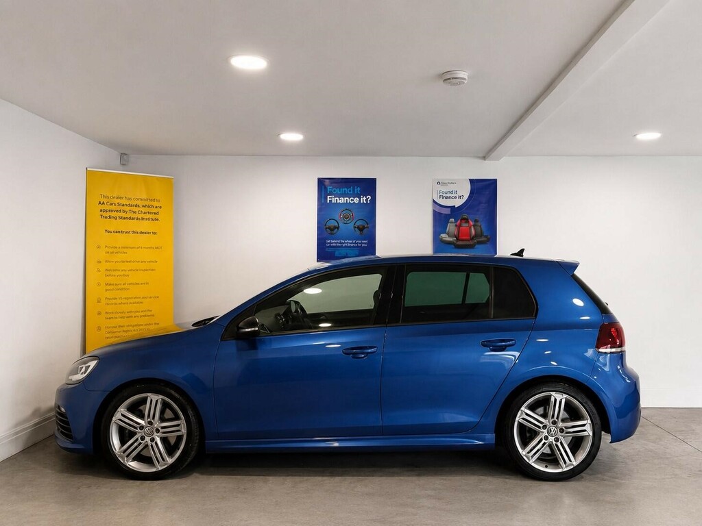 Volkswagen Golf Hatchback Black #6