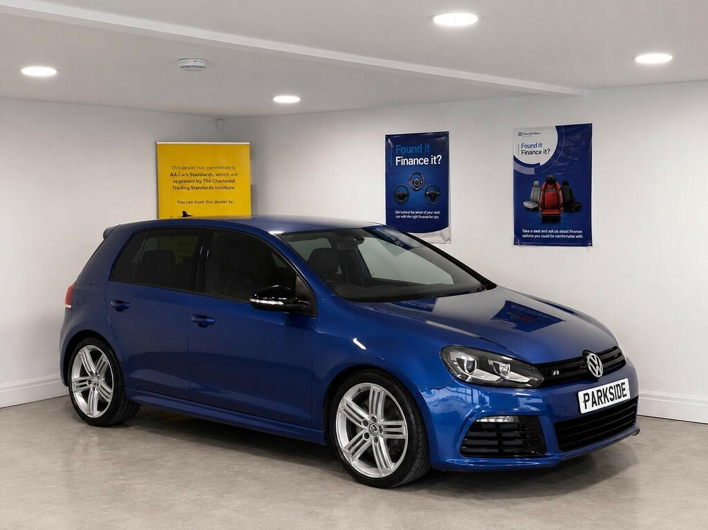 Volkswagen Golf Hatchback Black #1