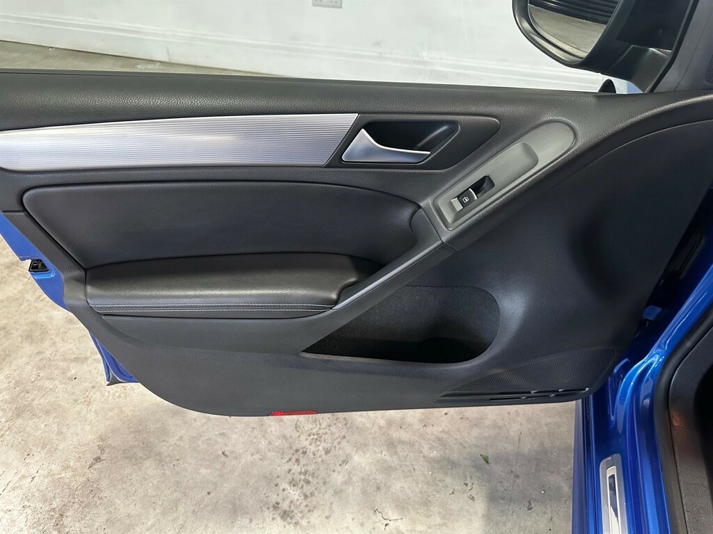 Volkswagen Golf Hatchback Black #16