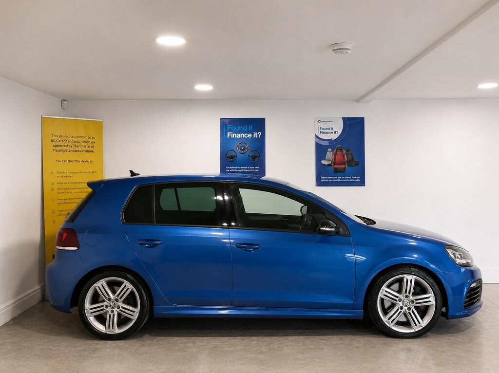 Volkswagen Golf Hatchback Black #5