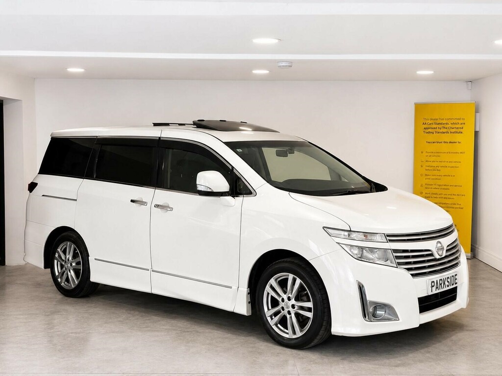Nissan Elgrand E52 Black #9