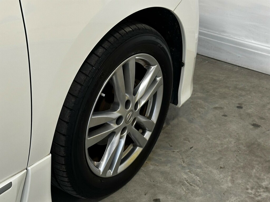 Nissan Elgrand E52 Black #44