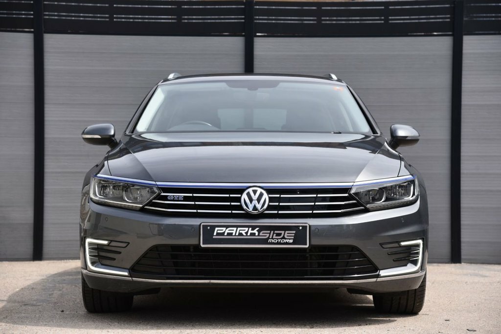 Volkswagen Passat 1.4L Gte Grey #4