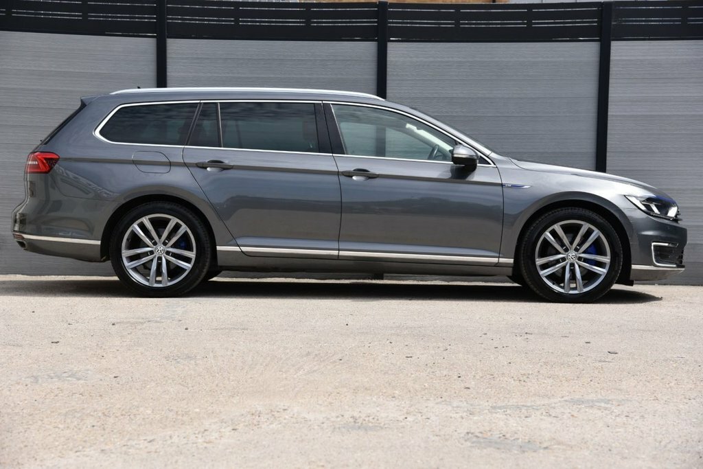 Volkswagen Passat 1.4L Gte Grey #6