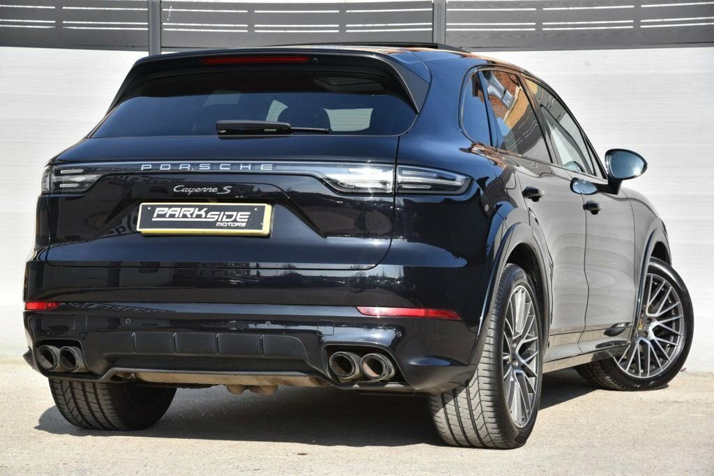 Porsche Cayenne 3L Platinum Edition Black #6