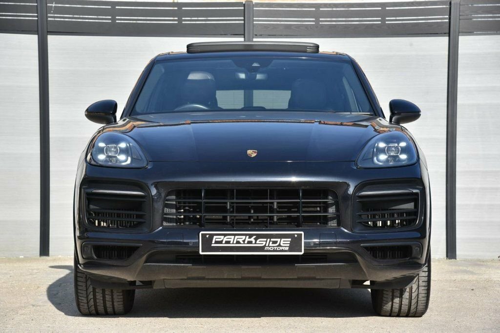 Porsche Cayenne 3L Platinum Edition Black #2