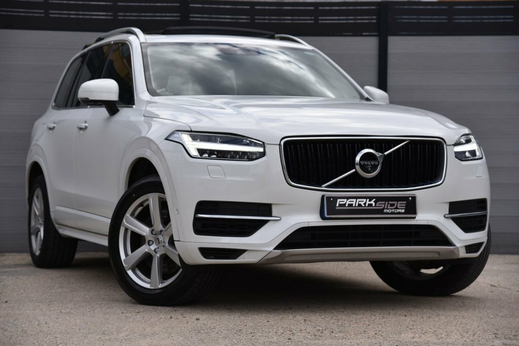 Volvo XC90 2L Momentum White