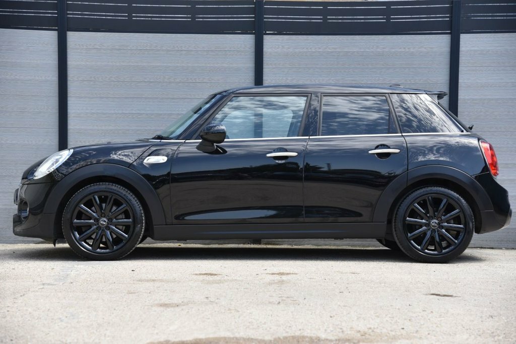 Mini Hatch 2L Cooper S RF66OGK Black #6