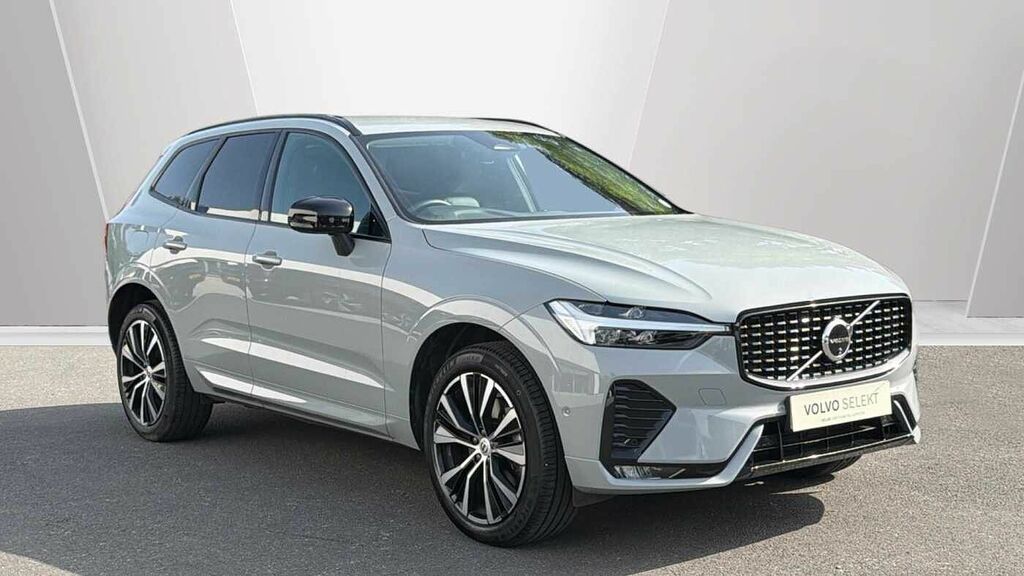 Volvo XC60 B5 P Awd Plus Dark OY25XGM Grey