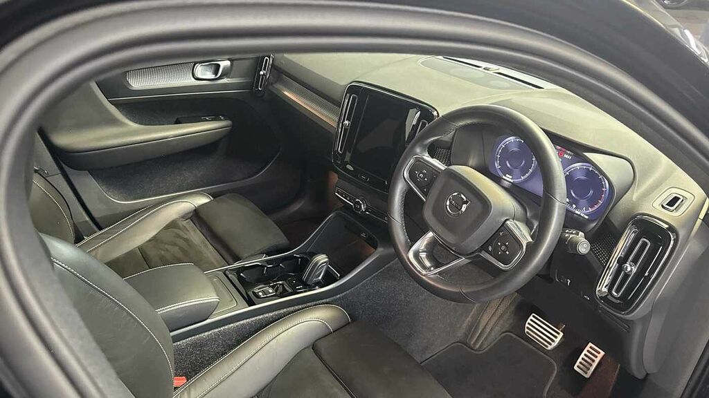 Volvo XC40 R-design Pro, B4 Mild Hybrid LX71HKH Black #4