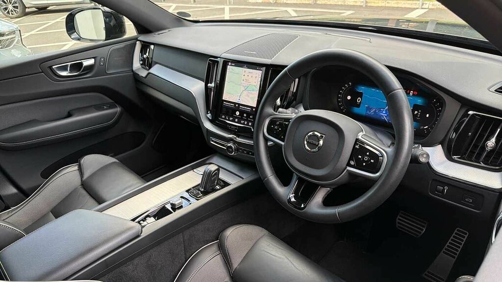 Volvo XC60 B5 P R-design GF71ZTP Blue #4