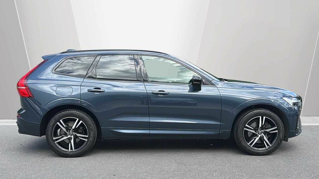 Volvo XC60 B5 P R-design GF71ZTP Blue #3