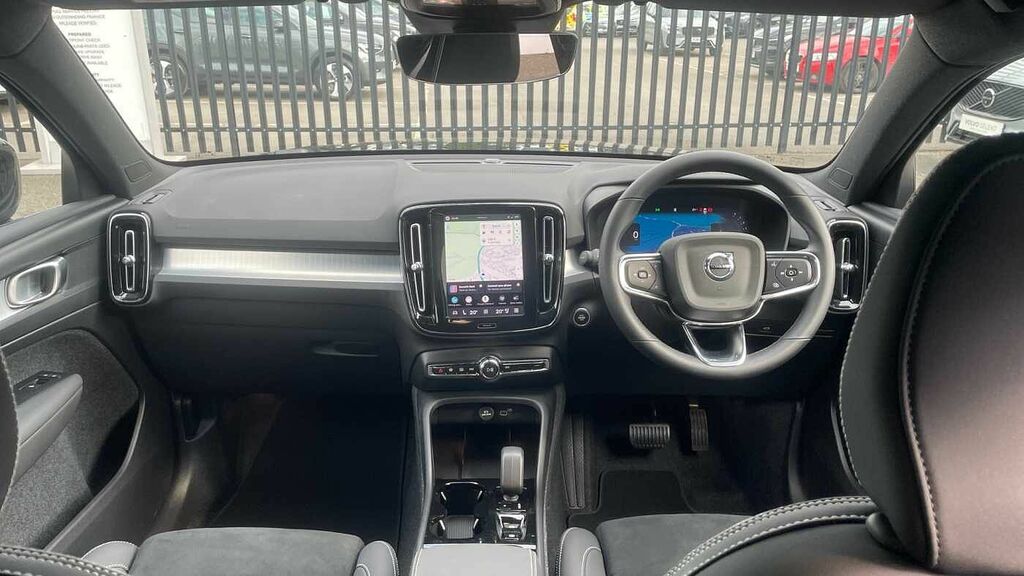 Volvo XC40 2.0 B3p Plus Black Edition GJ75BKX Black #5