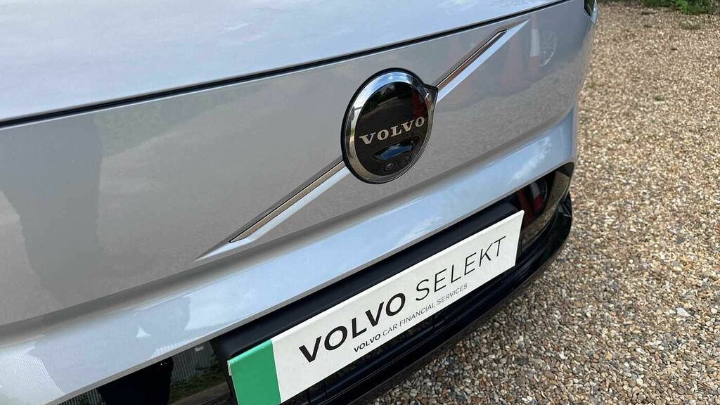Volvo EX90 Ultra Blue #39
