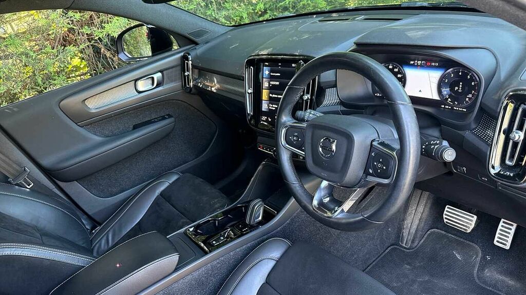 Volvo XC40 R-design, T3 YL22LBK Black #4